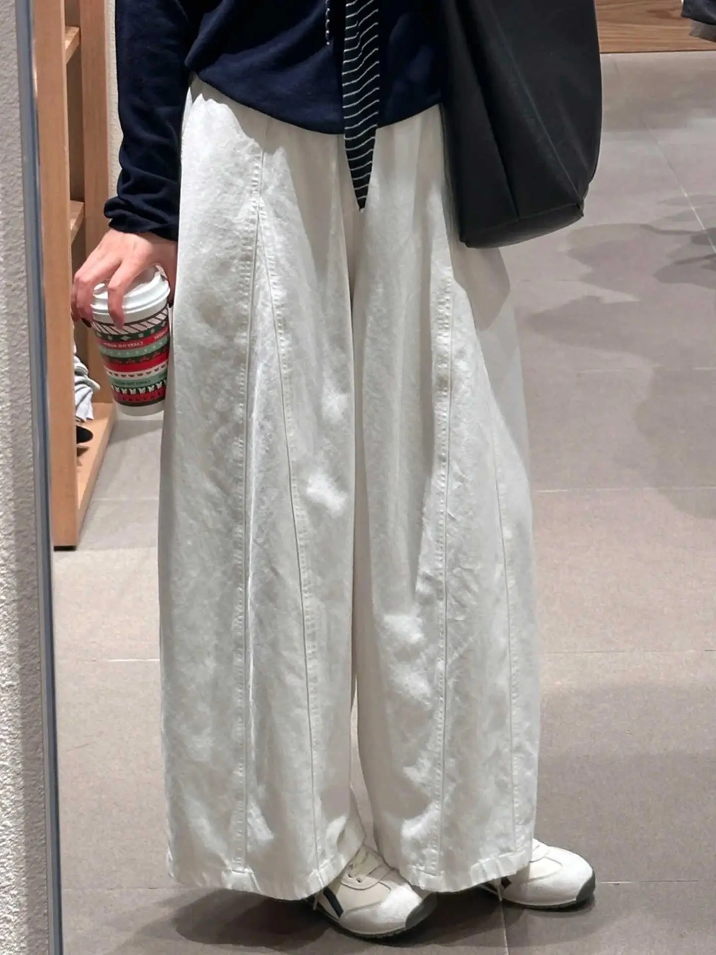 Laid-back Japanese Style White Casual Pants Women's Summer Small Size Wide Leg Design Thinming Knife Workwear High Waist Elastic
Laid-back Japanese Style White Casual Pants Women's Summer Small Size Wide Leg Design Thinming Knife Workwear High Waist Elastic