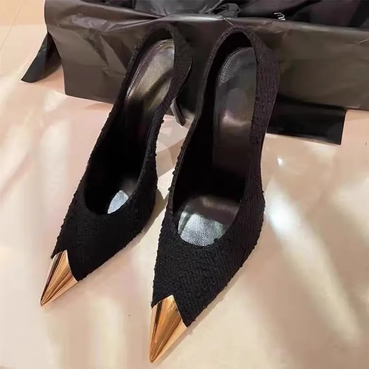 Sexy black woolen high heels for women in spring/summer 2024, metal pointed thin heels, small fragrant single shoes
Sexy black woolen high heels for women in spring/summer 2024, metal pointed thin heels, small fragrant single shoes