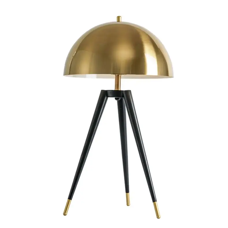 Bedside Lamp Factory Wholesale Indoor Lighting Iron Tripod Desk Lamp Home Deco Bedroom Bedside Table Lamp 
Bedside Lamp Factory Wholesale Indoor Lighting Iron Tripod Desk Lamp Home Deco Bedroom Bedside Table Lamp