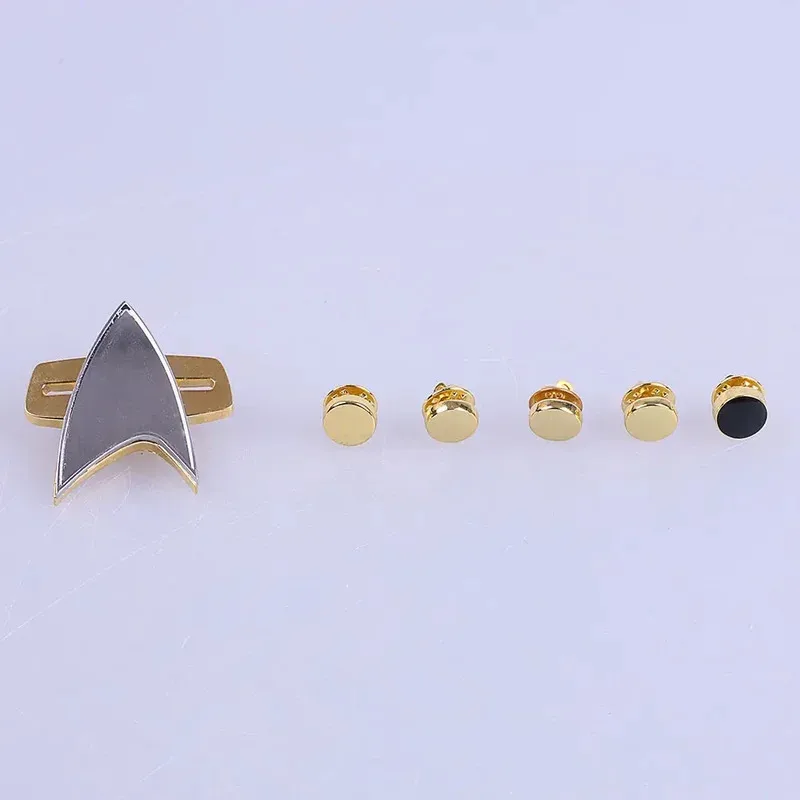 Набор CyA из 6 шт., значок Voyager Communicator, металлические значки следующего поколения, булавка и трубочка/полоски для косплея, реквизит
Набор CyA из 6 шт., значок Voyager Communicator, металлические значки следующего поколения, булавка и трубочка/полоски для косплея, реквизит
