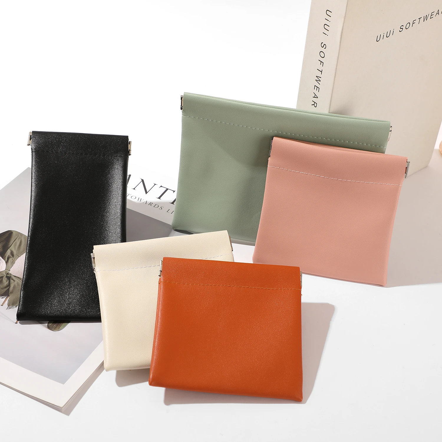 Лидер продаж, 2 шт./лот, 9x18 см, 12x12 см, 18x14 см, мягкая искусственная автоматическая закрытая сумка для очков, сумка для хранения шрапнели, квадратная коробка для наушников
Лидер продаж, 2 шт./лот, 9x18 см, 12x12 см, 18x14 см, мягкая искусственная автоматическая закрытая сумка для очков, сумка для хранения шрапнели, квадратная коробка для наушников