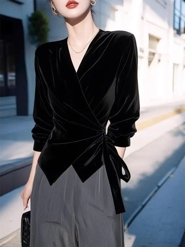 Black Velvet Long Sleeve V-Neck Shirt Belted Style Spring Autumn New Retro Slimming Coat for Women Commute Short Length
Black Velvet Long Sleeve V-Neck Shirt Belted Style Spring Autumn New Retro Slimming Coat for Women Commute Short Length