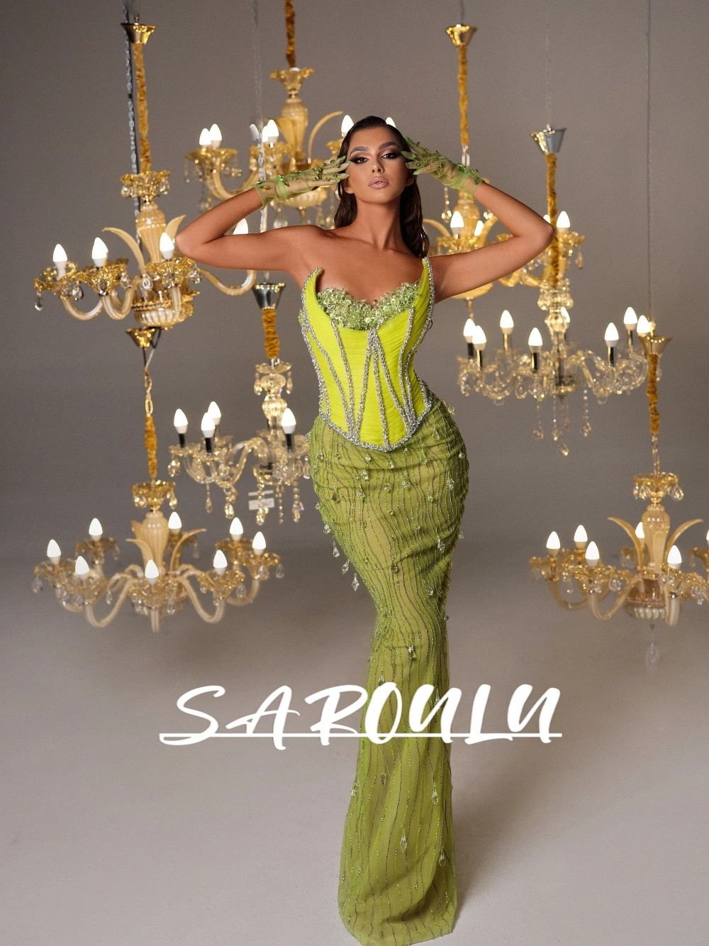 Scoop Neckline Corset Evening Dress Crystals Tassel Shimmering Straight Prom Gown Customized Green Banquet Women Wear
Scoop Neckline Corset Evening Dress Crystals Tassel Shimmering Straight Prom Gown Customized Green Banquet Women Wear