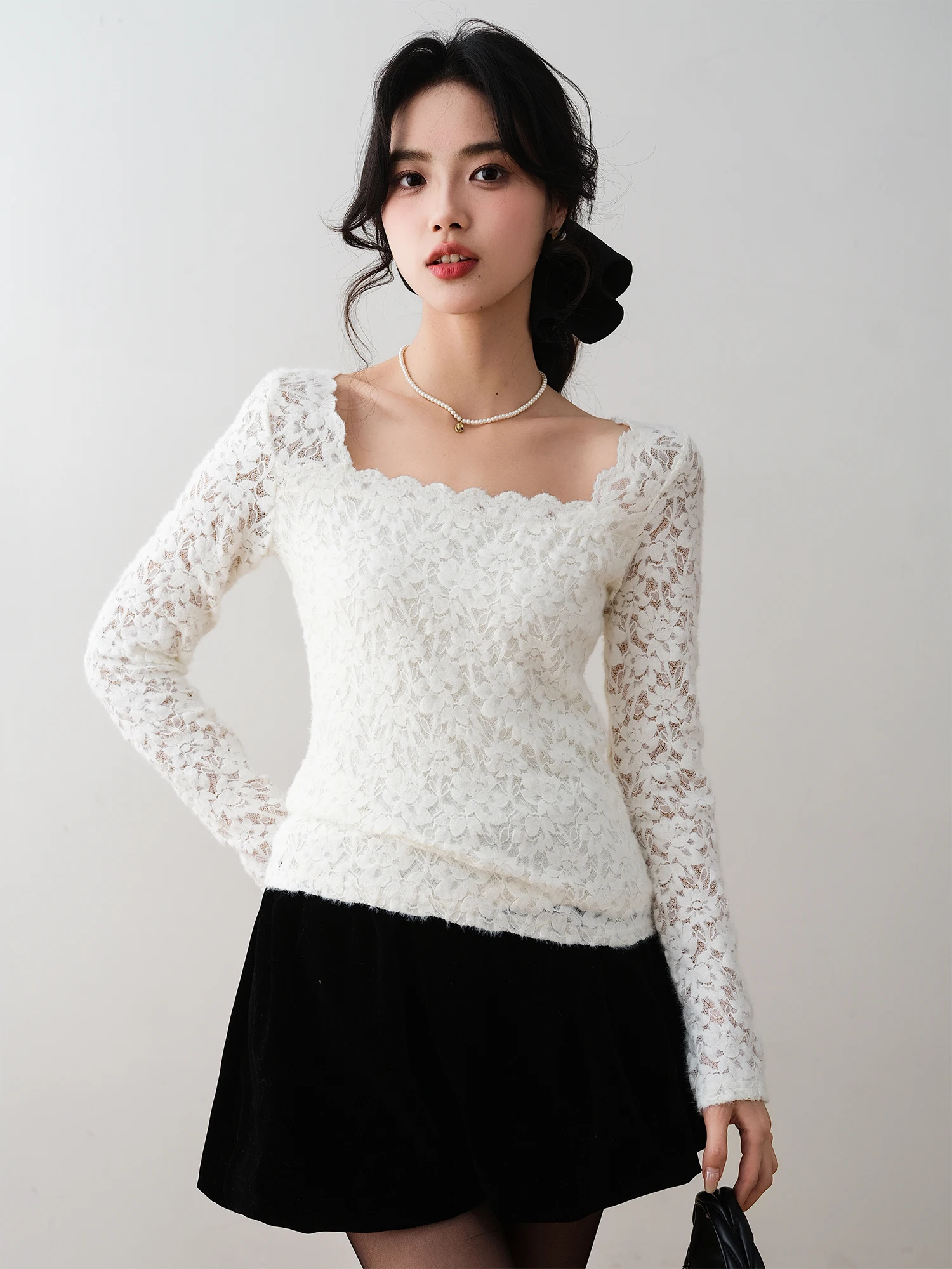 Женский вязаный топ Ronron с кружевом и длинными рукавами, облегающий, зимний, модный, универсальный, на флисовой подкладке, с квадратным воротником, стильный, приталенный.
Женский вязаный топ Ronron с кружевом и длинными рукавами, облегающий, зимний, модный, универсальный, на флисовой подкладке, с квадратным воротником, стильный, приталенный.