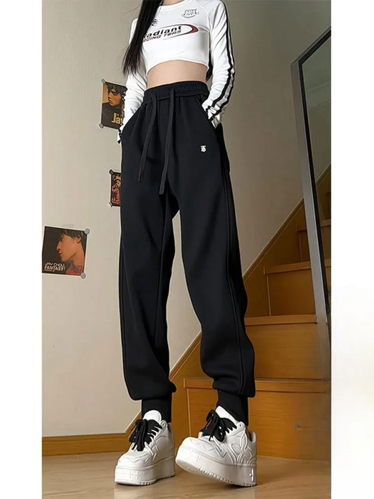 Мужские утепленные спортивные брюки свободного кроя с манжетами, повседневные, премиум-класса, модные, для подростков, брендовые, длинные штаны
Мужские утепленные спортивные брюки свободного кроя с манжетами, повседневные, премиум-класса, модные, для подростков, брендовые, длинные штаны