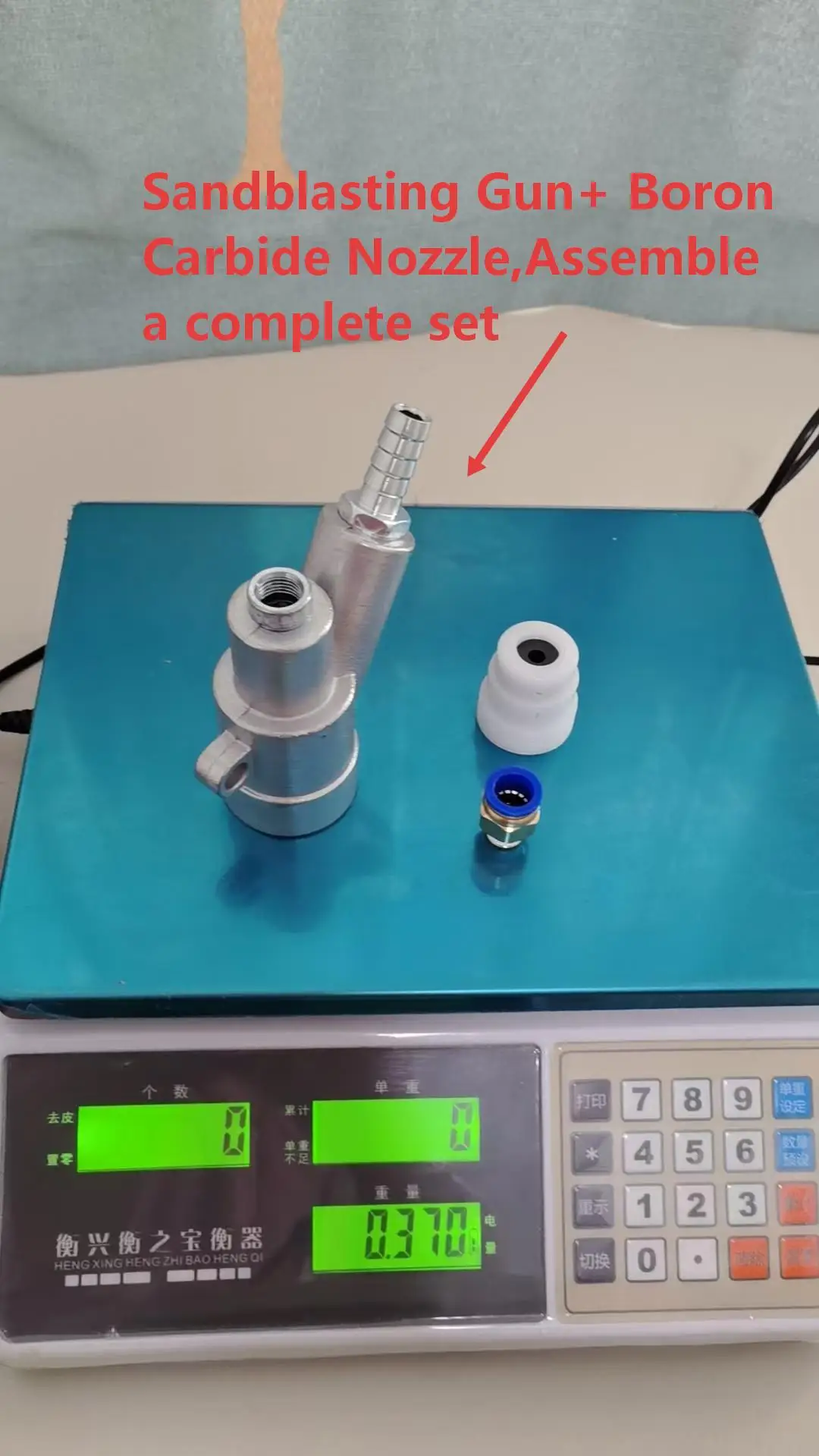 Пневматический пескоструйный пистолет, пескоструйные инструменты, для удаления ржавчины и пыли, пескоструйный инструмент с соплом из карбида бора
Пневматический пескоструйный пистолет, пескоструйные инструменты, для удаления ржавчины и пыли, пескоструйный инструмент с соплом из карбида бора