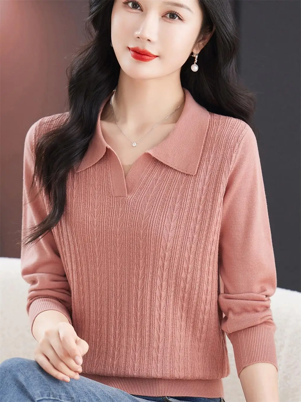 Sli V-Ne Knitted Top Hollow out Design Base Layer irt for Middle-Aged And ly Mothers Spring Faion Outerwear
Sli V-Ne Knitted Top Hollow out Design Base Layer irt for Middle-Aged And ly Mothers Spring Faion Outerwear