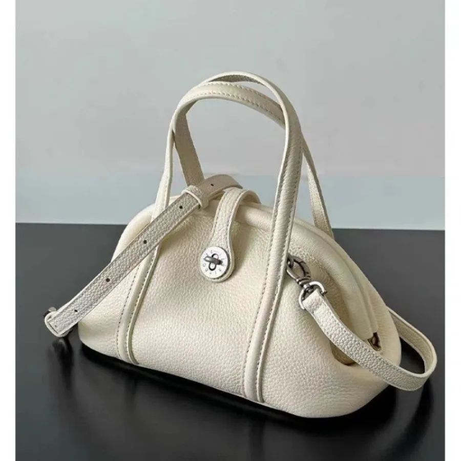 Premium Light Luxury Niche Commuter Women's Handbags: Clip Clutch, Dumpling Bag, Crossbody, Shoulder Bag, Tote - Trendy Styles
Premium Light Luxury Niche Commuter Women's Handbags: Clip Clutch, Dumpling Bag, Crossbody, Shoulder Bag, Tote - Trendy Styles
