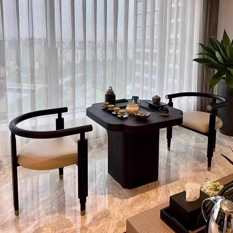 Balcony small tea table new high-end small modern simple exquisite solid wood tea table black small apartment household
Balcony small tea table new high-end small modern simple exquisite solid wood tea table black small apartment household