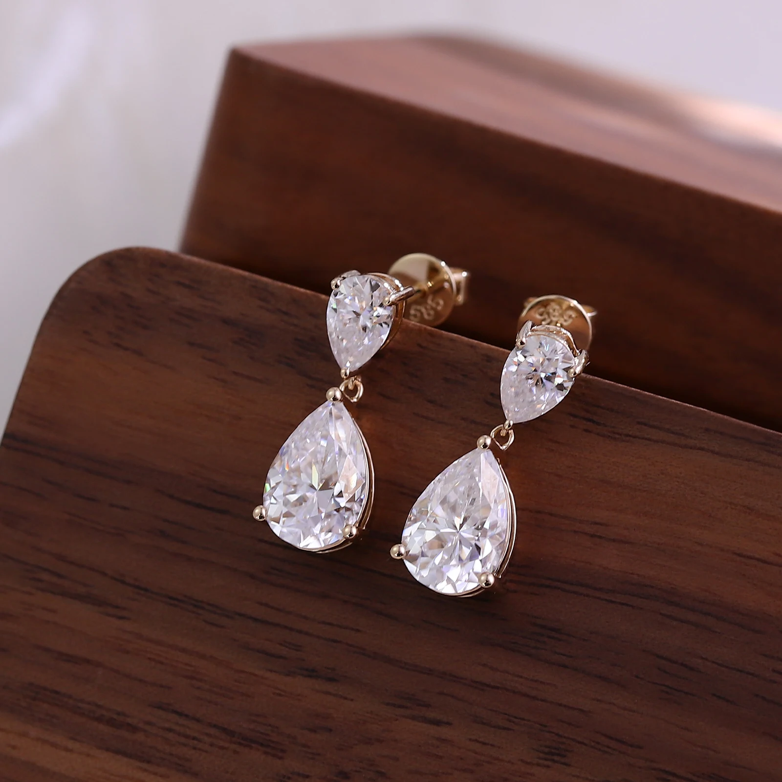 Provence Pear Cut Moissanite Drop Earrings Two Tier Design with Large And Small Teardrop Stones Bridal Wedding Jewelry for Her
Provence Pear Cut Moissanite Drop Earrings Two Tier Design with Large And Small Teardrop Stones Bridal Wedding Jewelry for Her