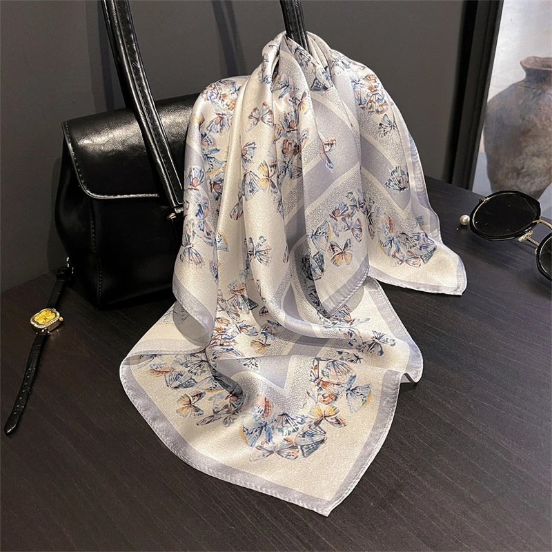 Luxury 100% Silk 53*53cm Horse Print Square Scarf Women Soft Satin Hairband Neckerchief Office Hijab Headband Foulard Gift
Luxury 100% Silk 53*53cm Horse Print Square Scarf Women Soft Satin Hairband Neckerchief Office Hijab Headband Foulard Gift