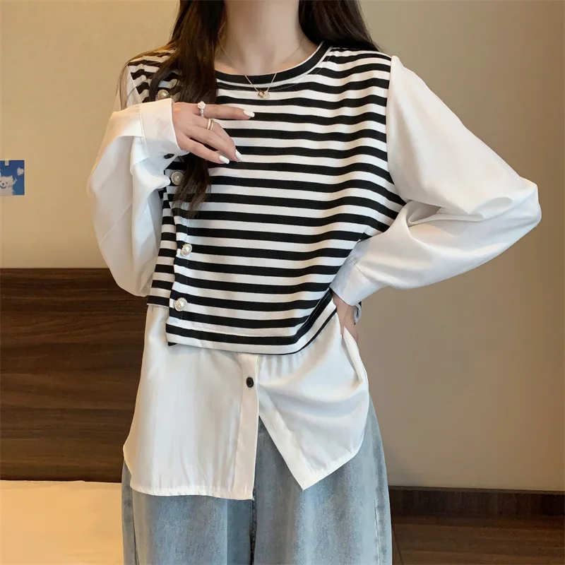S-4XL Large Size Fake Two-piece Blouses Women Spring Casual Button Striped Stitching White Oversize Tops Long Sleeve Loose Tops
S-4XL Large Size Fake Two-piece Blouses Women Spring Casual Button Striped Stitching White Oversize Tops Long Sleeve Loose Tops