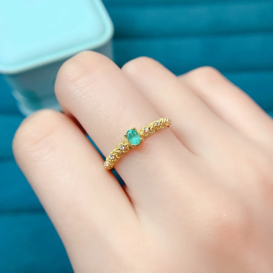 Elegant Natural Emerald Ring S925 Pure Silver Premium Fashion Jewelry Luxurious Green Gemstone Elegant Women Accessory
Elegant Natural Emerald Ring S925 Pure Silver Premium Fashion Jewelry Luxurious Green Gemstone Elegant Women Accessory