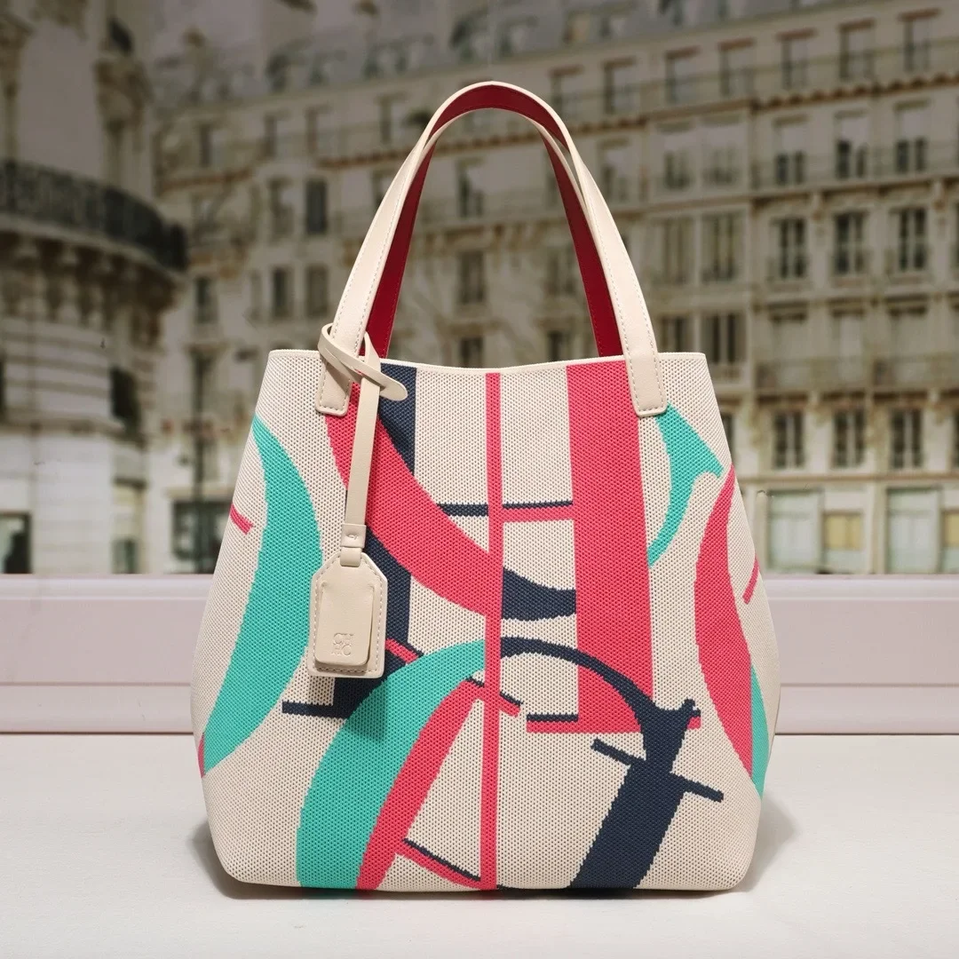 CHHC Niche Striped Tote Bag 2025 New Large Capacity Canvas Bag Handbags Single Shoulder Handheld Flyknit Bags for Women
CHHC Niche Striped Tote Bag 2025 New Large Capacity Canvas Bag Handbags Single Shoulder Handheld Flyknit Bags for Women