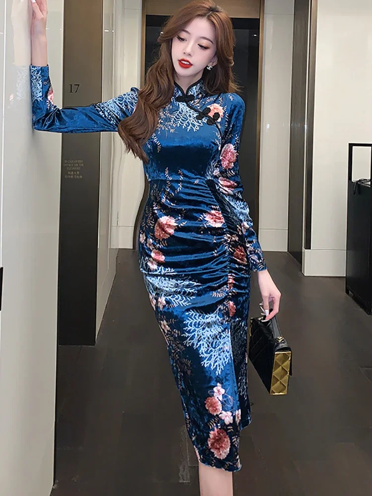 Autumn Winter Long Sleeve Elegant Evening Dress 2025 Korean Bodycon Party Dress Women Blue Velvet Floral Vintage Cheongsam Dress
Autumn Winter Long Sleeve Elegant Evening Dress 2025 Korean Bodycon Party Dress Women Blue Velvet Floral Vintage Cheongsam Dress