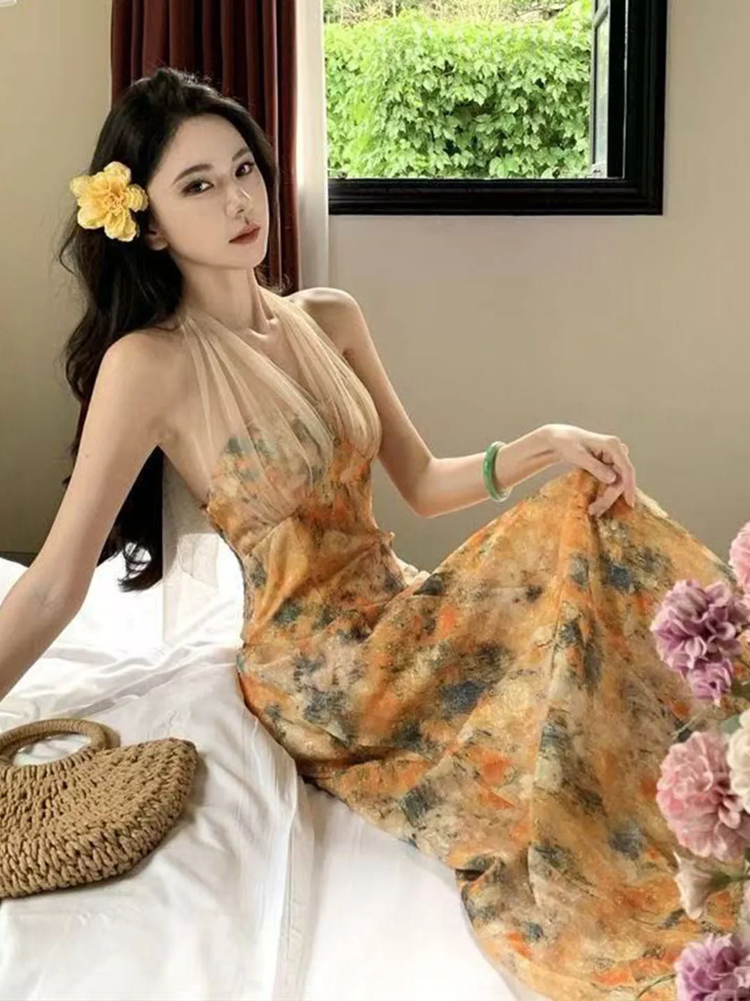 Retro Sexy Backless Neck Hanging Dress Summer Design Netting Beachwear City Commute French Style High Waist Long Skirt
Retro Sexy Backless Neck Hanging Dress Summer Design Netting Beachwear City Commute French Style High Waist Long Skirt