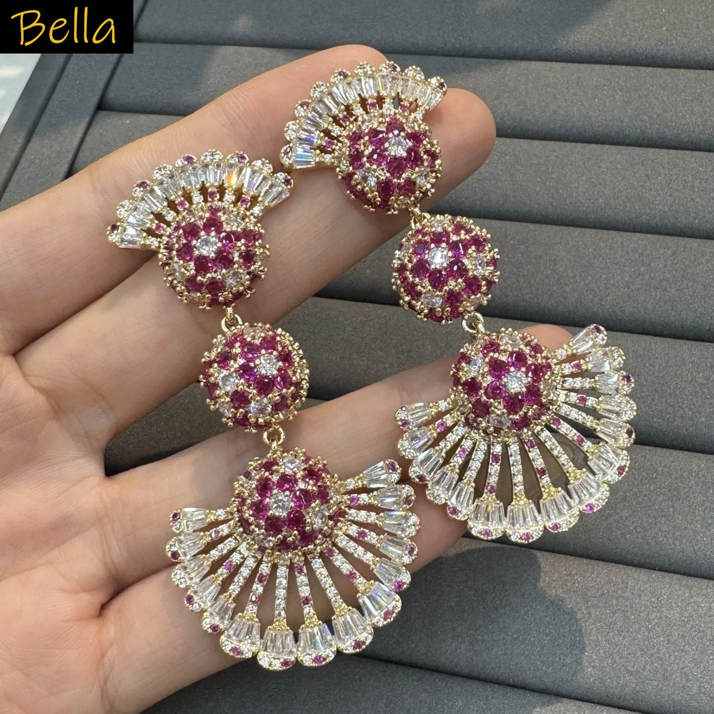 gorgeous cubic zirconia earrings for women jewelry gala event wedding party long large dangling earrings silver gold color
gorgeous cubic zirconia earrings for women jewelry gala event wedding party long large dangling earrings silver gold color