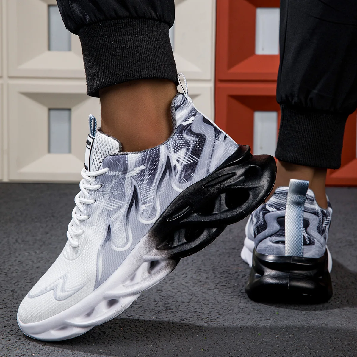 2025 Running Shoes for Men and Women Outdoor Lightweight Mesh Breathable Comfortable Soft Tennis Shoes Summer Lace-up Sneakers
2025 Running Shoes for Men and Women Outdoor Lightweight Mesh Breathable Comfortable Soft Tennis Shoes Summer Lace-up Sneakers