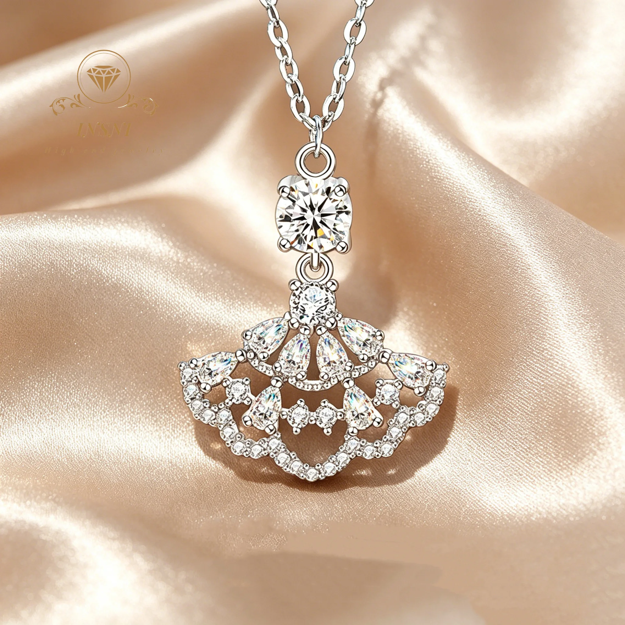 Moissanite Small Skirt Necklace Women's S925 Sterling Silver Full Diamond Fan Pendant Niche Jewelry Collarbone Accessories Gift
Moissanite Small Skirt Necklace Women's S925 Sterling Silver Full Diamond Fan Pendant Niche Jewelry Collarbone Accessories Gift