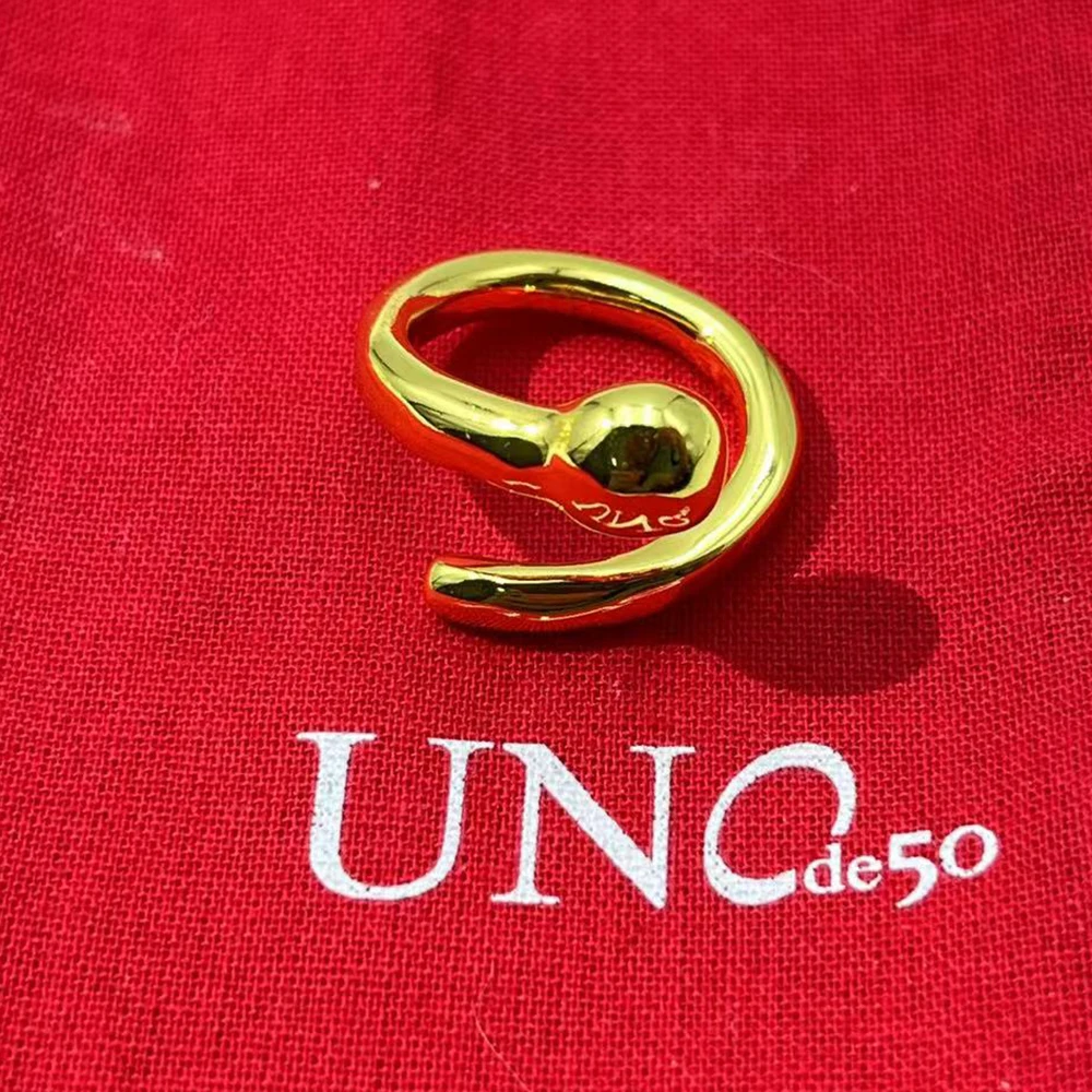 Новое летнее популярное бестселлерное кольцо UNOde50 2025 года — доступные высококачественные роскошные украшения!
Новое летнее популярное бестселлерное кольцо UNOde50 2025 года — доступные высококачественные роскошные украшения!