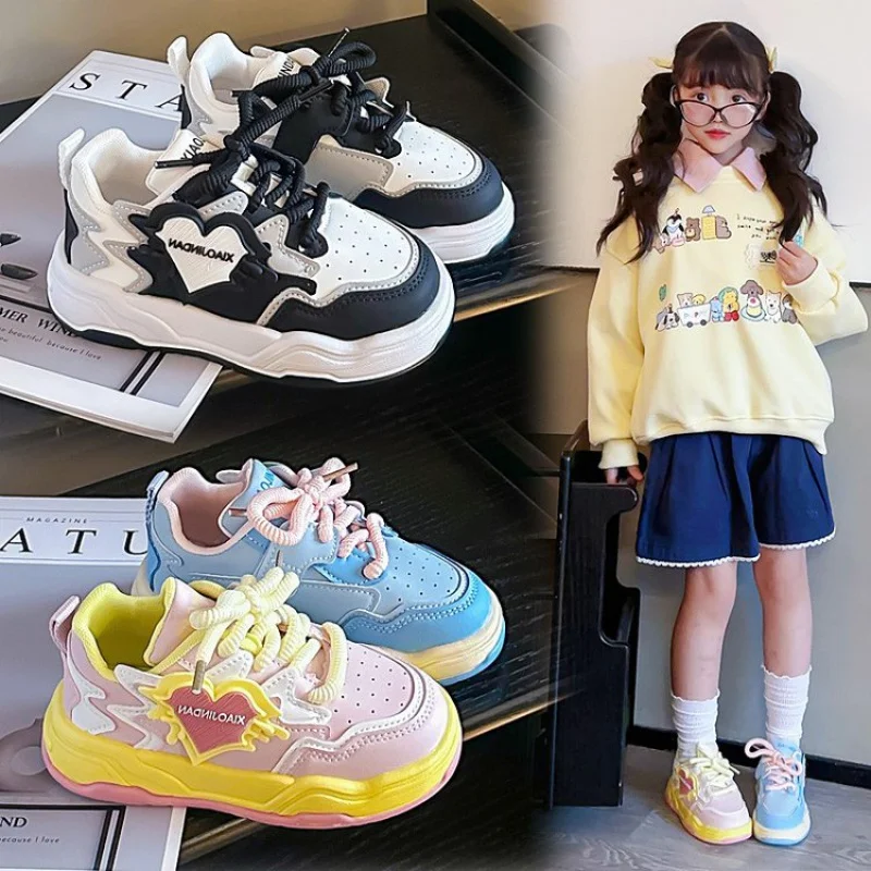 Весенние спортивные кроссовки 2026 года для детей из искусственной кожи, водонепроницаемые, для подростков и детей, нескользящие, для мальчиков и девочек, для бега.
Весенние спортивные кроссовки 2026 года для детей из искусственной кожи, водонепроницаемые, для подростков и детей, нескользящие, для мальчиков и девочек, для бега.