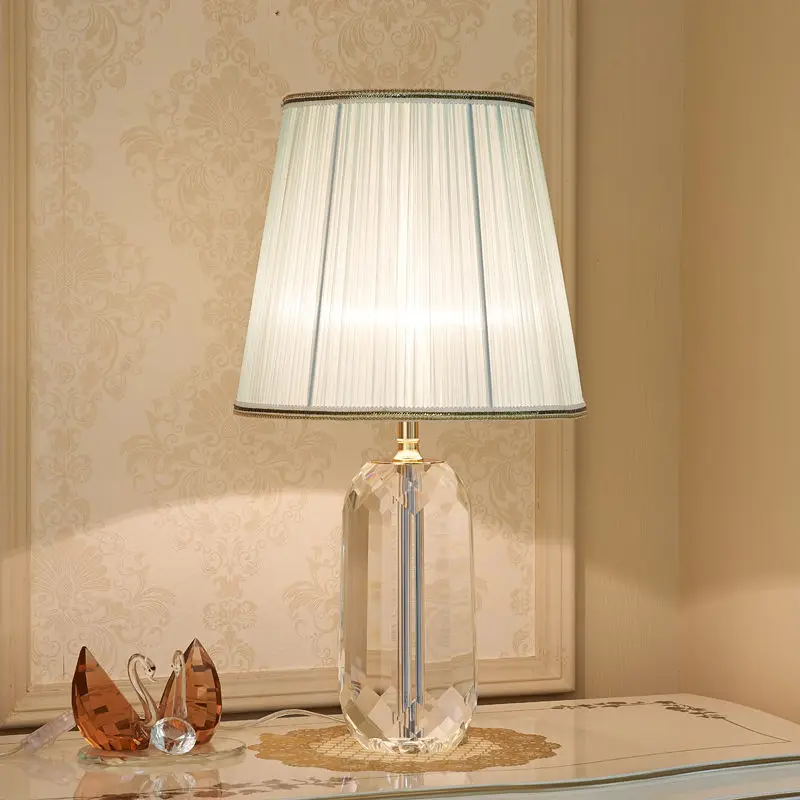 Light luxury European crystal decorative desk lamp Bedroom bedside lamp Romantic modern simple wedding Warm home blue
Light luxury European crystal decorative desk lamp Bedroom bedside lamp Romantic modern simple wedding Warm home blue