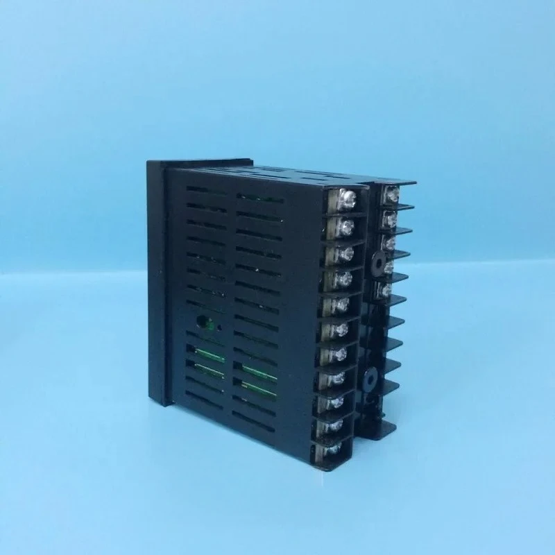 Control table E5EZ-R3T Q3T E5EZ-R3MT Q3MT E5EZ-C3T C3MT R3HMT
Control table E5EZ-R3T Q3T E5EZ-R3MT Q3MT E5EZ-C3T C3MT R3HMT