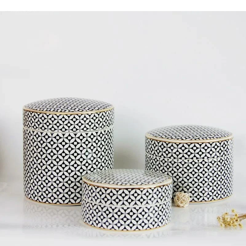 Ceramic Storage Jars Kitchen Tea Cans Ornaments Candy Coffee Beans Nordic Style Home Decoration Sealed Jar
Ceramic Storage Jars Kitchen Tea Cans Ornaments Candy Coffee Beans Nordic Style Home Decoration Sealed Jar