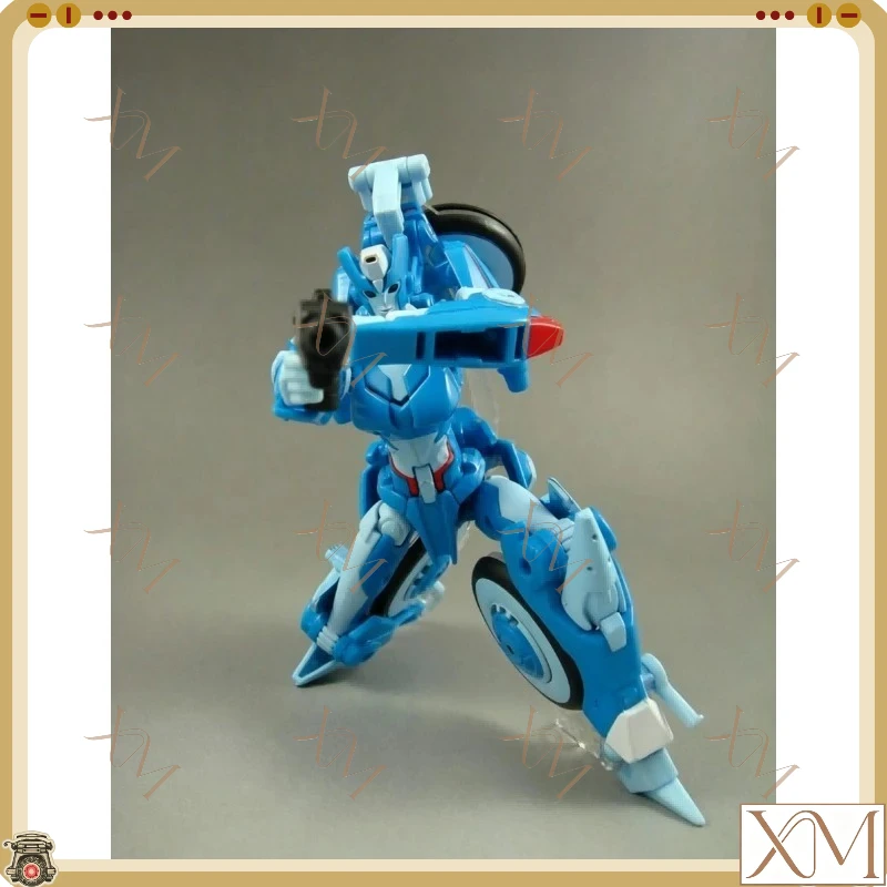 In Stock Hasbro Transformers IDW Thrilling 30 Deluxe Class Chromia Articulated Robot Toy Collectible Gift Hobby Decoration
In Stock Hasbro Transformers IDW Thrilling 30 Deluxe Class Chromia Articulated Robot Toy Collectible Gift Hobby Decoration