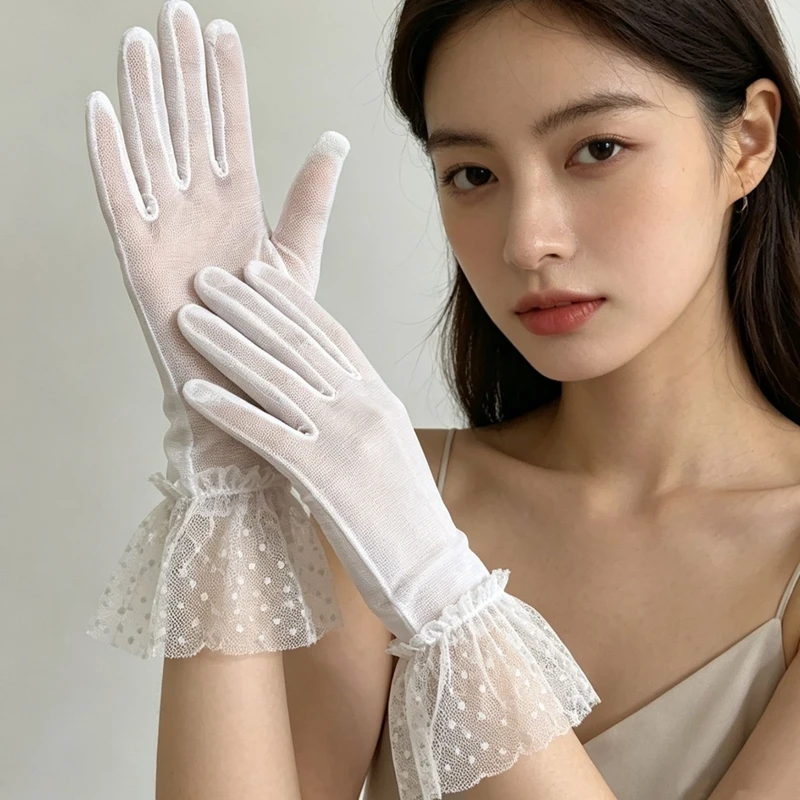 Elegant Mesh Dot Short Gloves Thin Breathable Tulle Bridal Wedding Party Gloves Photography Accessories
Elegant Mesh Dot Short Gloves Thin Breathable Tulle Bridal Wedding Party Gloves Photography Accessories