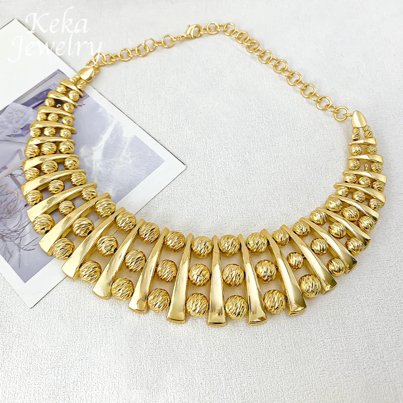Unique Exaggerated 4Pcs Jewelry Set for Women Big Size Collar Chunky Choker Necklace Bracelet Earrings Ring Wedding Party Gifts
Unique Exaggerated 4Pcs Jewelry Set for Women Big Size Collar Chunky Choker Necklace Bracelet Earrings Ring Wedding Party Gifts