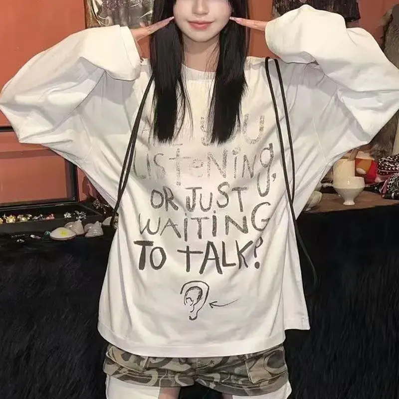 Fashion Letter Long Sleeve Pullovers Autumn Basic Round Neck Female Clothing Casual Loose American Retro Hand-Painted T-shirts
Fashion Letter Long Sleeve Pullovers Autumn Basic Round Neck Female Clothing Casual Loose American Retro Hand-Painted T-shirts