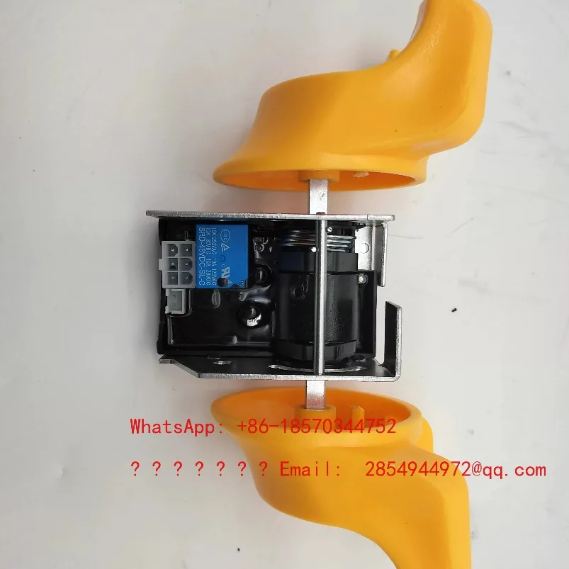 Truck Forklift Handle Accelerator ET-126 0-5V Electric Forklift Can Replace ET126MCU
Truck Forklift Handle Accelerator ET-126 0-5V Electric Forklift Can Replace ET126MCU