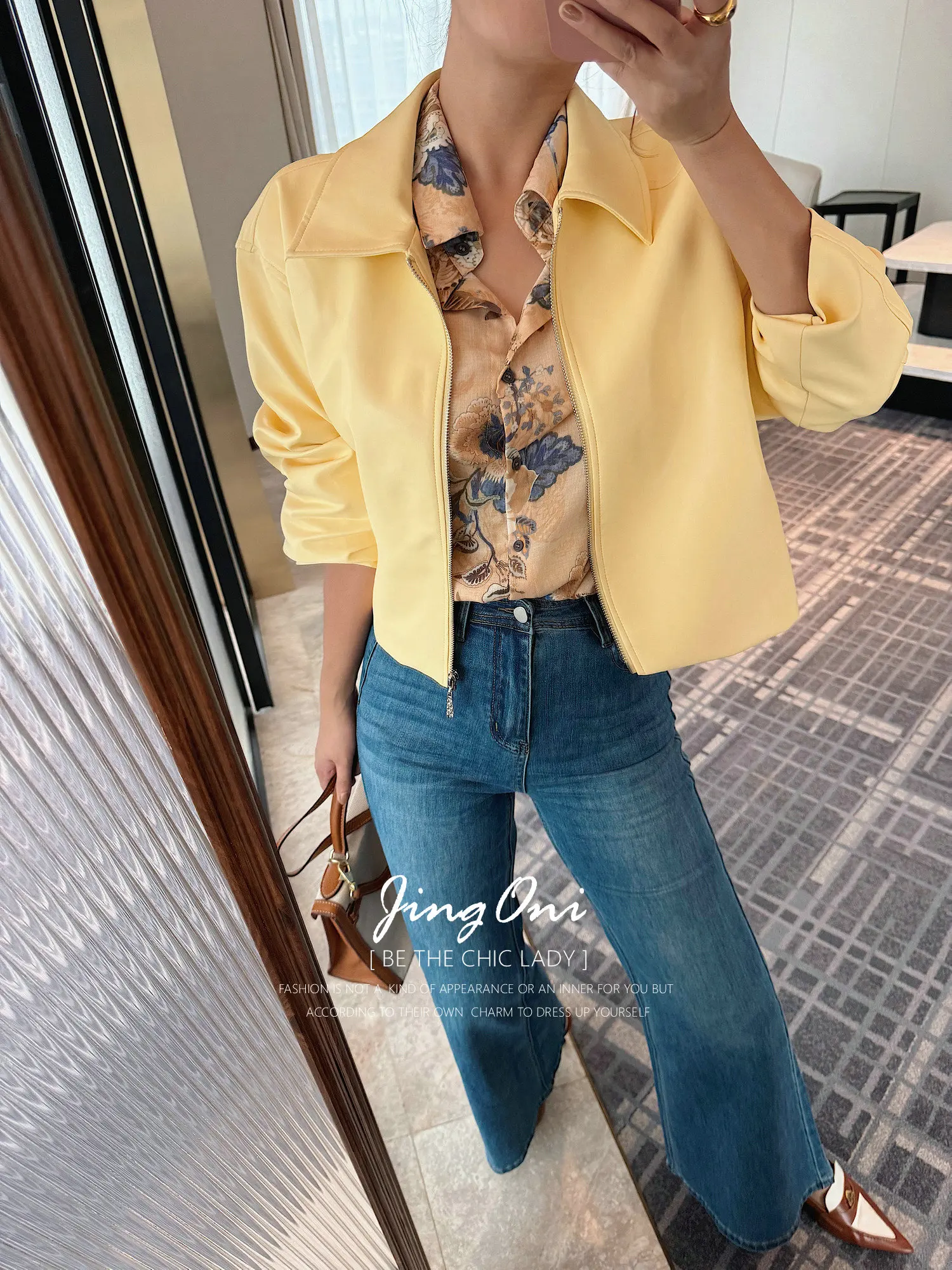 Yellow Faux Leather Jacket Tops Y2K Woman Clothing 2025 Spring Fall Korean Style Vintage Elegant Cropped Coat Outerwears Luxury
Yellow Faux Leather Jacket Tops Y2K Woman Clothing 2025 Spring Fall Korean Style Vintage Elegant Cropped Coat Outerwears Luxury