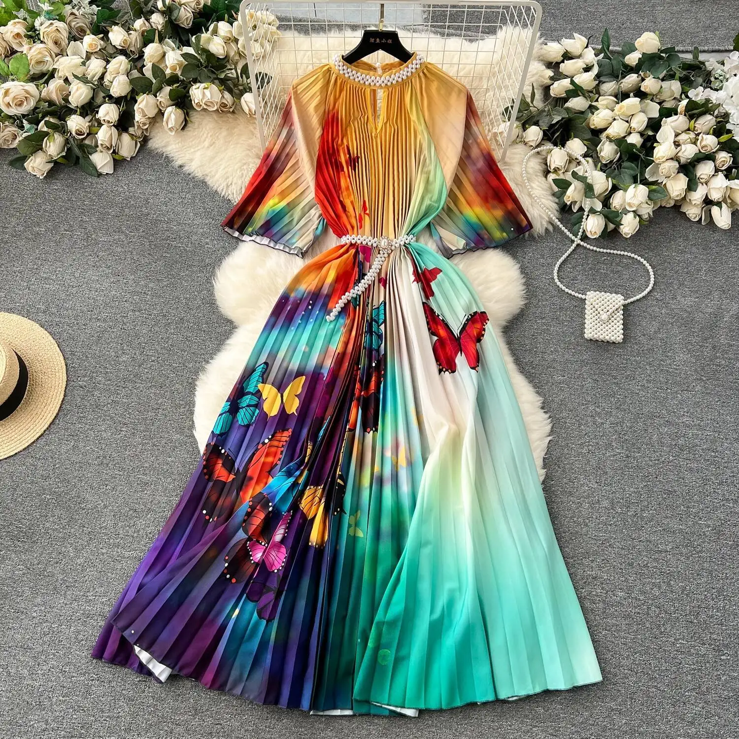 Retro Print Elegant summer Beading Dress A-line o neck half Vacation pleated Women Vestidos dresses
Retro Print Elegant summer Beading Dress A-line o neck half Vacation pleated Women Vestidos dresses