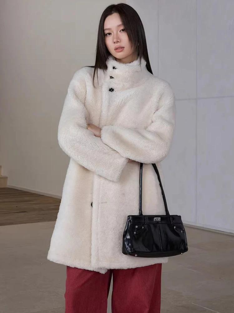 High-end Luxury Merino Sheep Fur Lambswool Jackets for Women Simple Stand Collar Mid-length Winter Genuine Leather Real Fur Coat
High-end Luxury Merino Sheep Fur Lambswool Jackets for Women Simple Stand Collar Mid-length Winter Genuine Leather Real Fur Coat