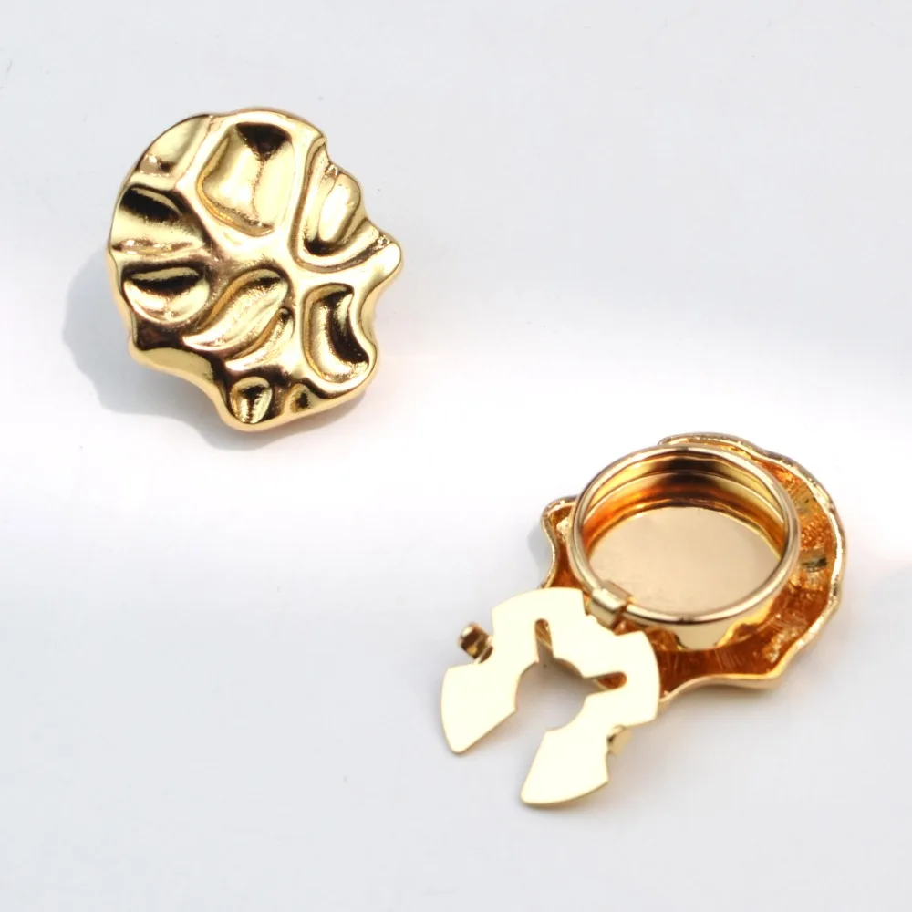 2PCS Fashion Button Cover Metal Shirt Cufflinks for Women Shirt Collar Clip Decorative Jewelry Accessories
2PCS Fashion Button Cover Metal Shirt Cufflinks for Women Shirt Collar Clip Decorative Jewelry Accessories