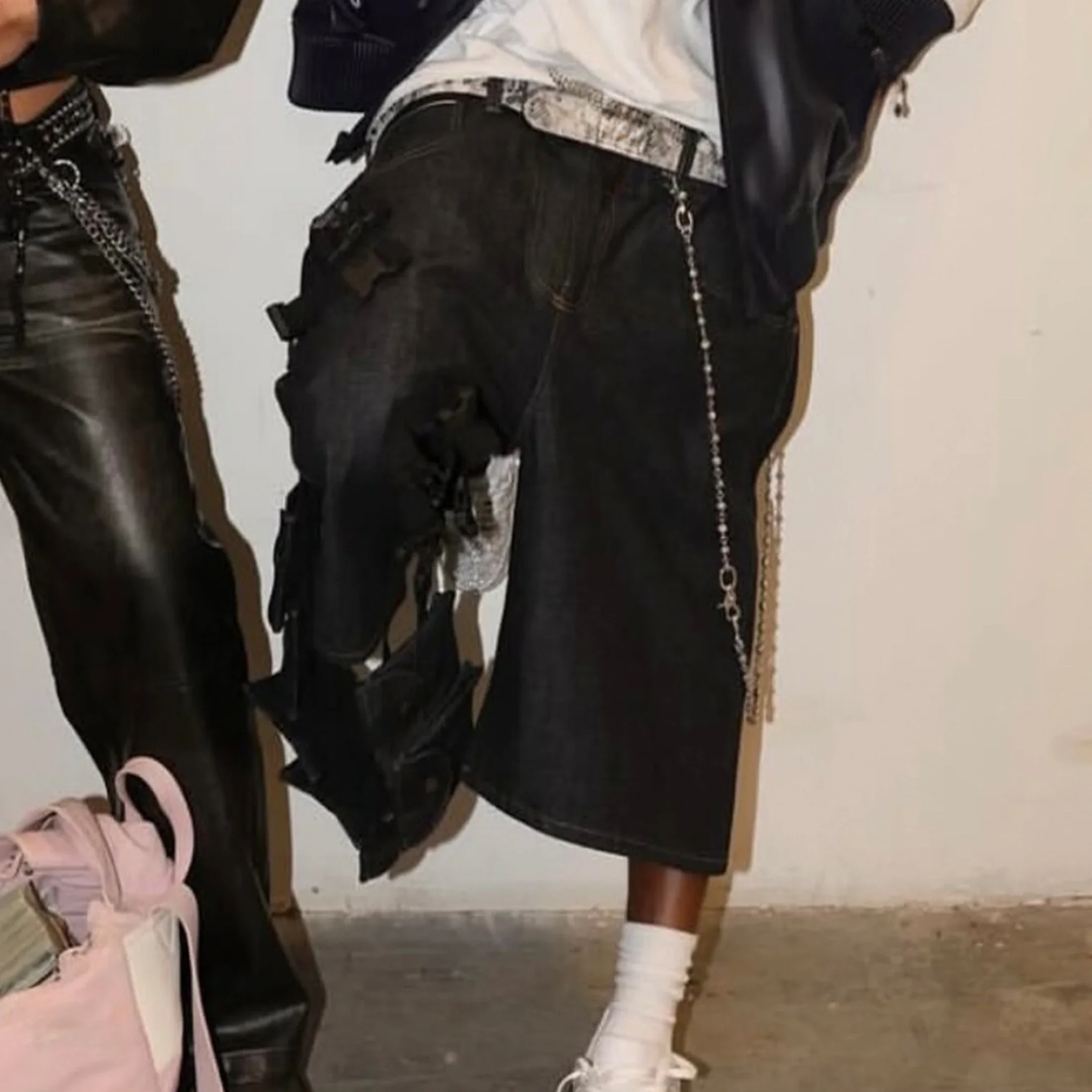 NIGO мужские весенне-летние винтажные джинсовые шорты модные повседневные брюки Ngvp # nigo1638
NIGO мужские весенне-летние винтажные джинсовые шорты модные повседневные брюки Ngvp # nigo1638