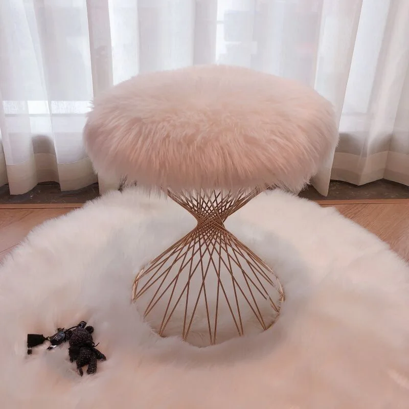 Modern Interior Dining Chair Stool Pliant Round Portable Dining Stools Pink Luxury Fashionable Taburete Redondo Home Furniture
Modern Interior Dining Chair Stool Pliant Round Portable Dining Stools Pink Luxury Fashionable Taburete Redondo Home Furniture