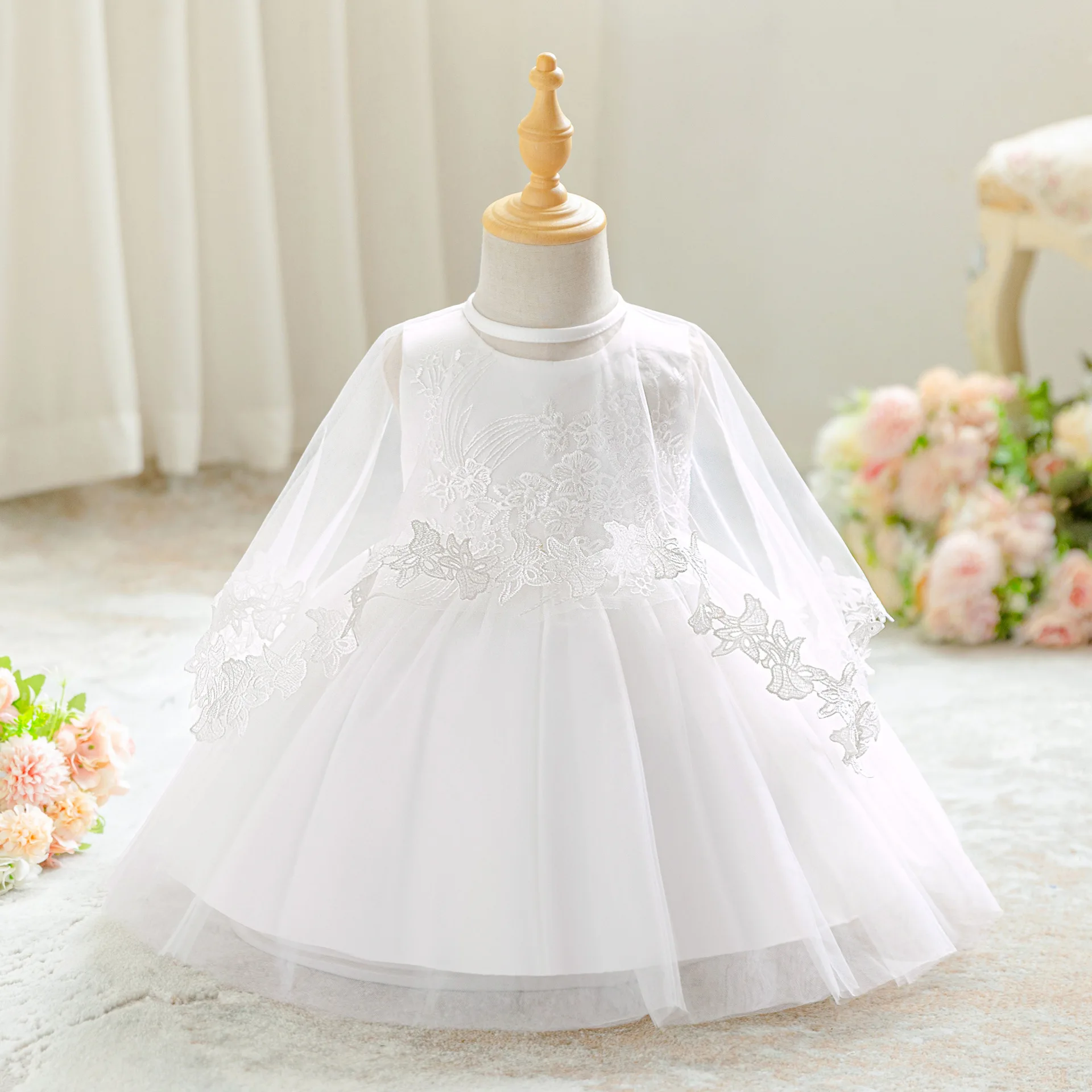 2025 New 2-Piece Toddler Baby Girls' Christening Dress-Tulle Embroidered Princess Dress with Shawl 1st Birthday Outfit for Kids
2025 New 2-Piece Toddler Baby Girls' Christening Dress-Tulle Embroidered Princess Dress with Shawl 1st Birthday Outfit for Kids