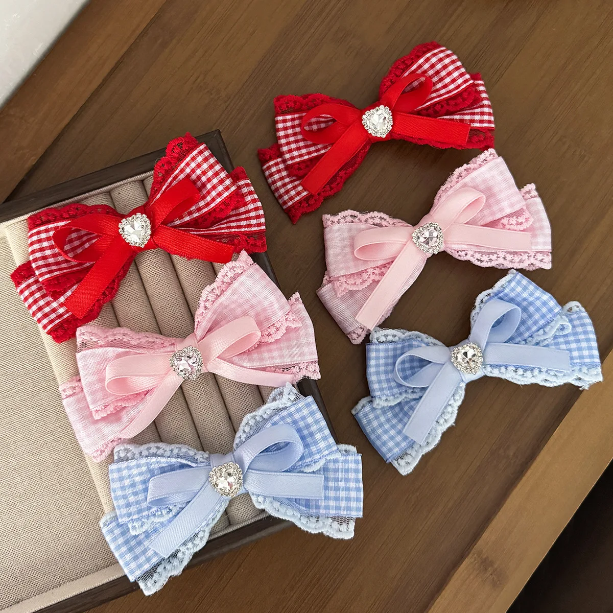 30pc Lace Embroidered Bow Hair Clips Rhinestone Heart Hairgrip Waves Edge Locked Hairpin Tartan Plaid Print for Women Girls Kids
30pc Lace Embroidered Bow Hair Clips Rhinestone Heart Hairgrip Waves Edge Locked Hairpin Tartan Plaid Print for Women Girls Kids