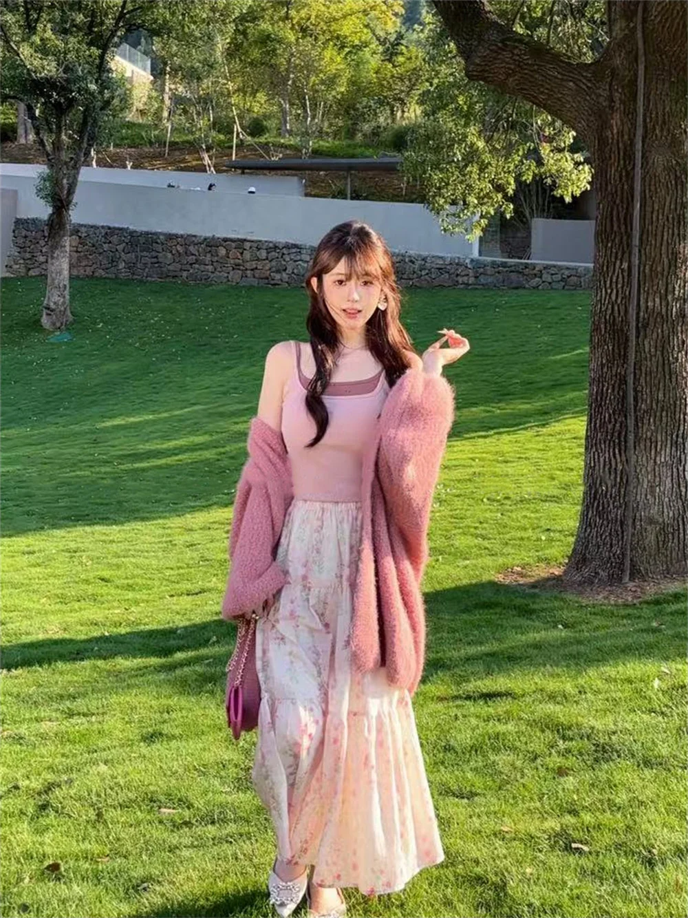 Женские удлиненные кардиганы на молнии больших размеров, летние, вязаные, из мохера и льна, с ажурным узором, в горошек, универсальные, в стиле Y2K
Женские удлиненные кардиганы на молнии больших размеров, летние, вязаные, из мохера и льна, с ажурным узором, в горошек, универсальные, в стиле Y2K