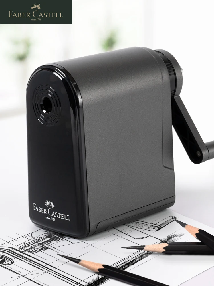 Точилка для карандашей Faber Castell Artists Long Point, ручная, для художественных угольных карандашей/карандашей для рисования/скетчинга, с регулируемой точностью заточки
Точилка для карандашей Faber Castell Artists Long Point, ручная, для художественных угольных карандашей/карандашей для рисования/скетчинга, с регулируемой точностью заточки