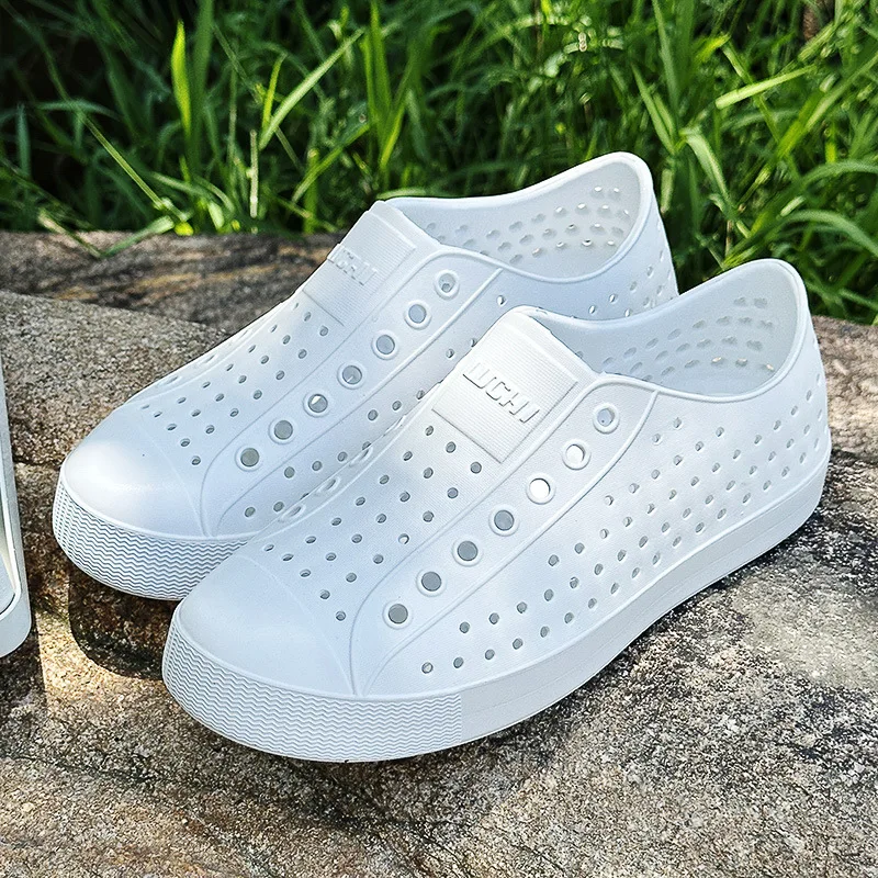 New Unisex Summer Sandals EVA Outdoor Beach Sports Sandals Fashion Versatile Slippers Lightweight Non-slip Hollow Couple Sandals
New Unisex Summer Sandals EVA Outdoor Beach Sports Sandals Fashion Versatile Slippers Lightweight Non-slip Hollow Couple Sandals