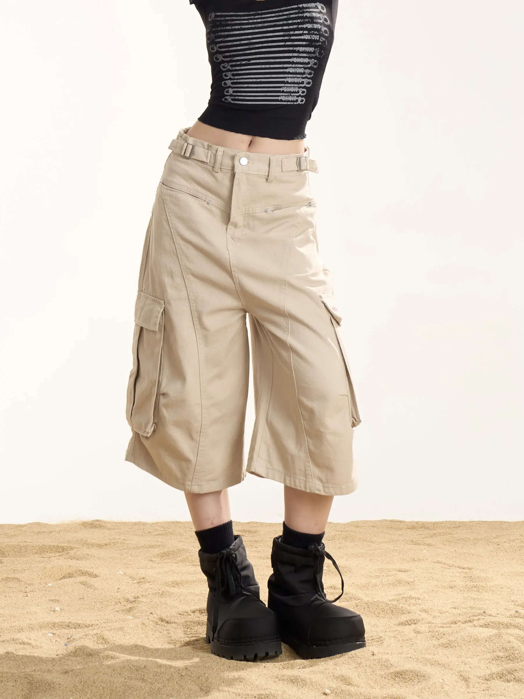 Onlpp American Retro Workwear Style Khaki Wide Leg Seven-Foot Pants Women Summer Loose Multi-Pocket Casual Shorts
Onlpp American Retro Workwear Style Khaki Wide Leg Seven-Foot Pants Women Summer Loose Multi-Pocket Casual Shorts