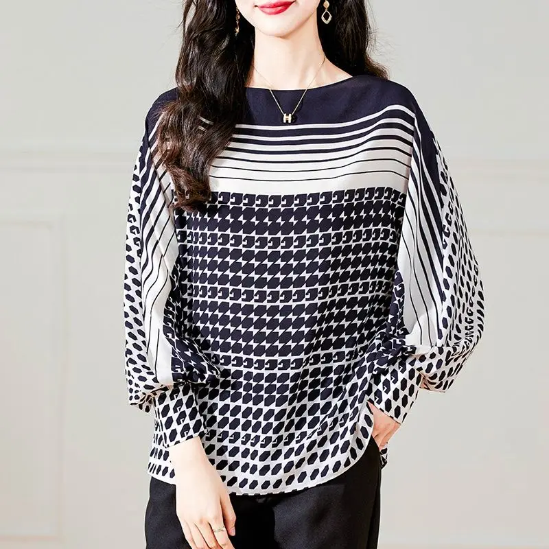2023 Spring and Autumn French Style Elegant Commuting Simplicity One Line Collar Checkered Print Loose Western Versatile Shirt
2023 Spring and Autumn French Style Elegant Commuting Simplicity One Line Collar Checkered Print Loose Western Versatile Shirt