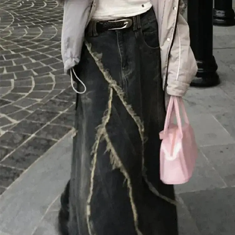 American Retro Irregular Stacked Washed Denim Long Skirt Autumn Winter New Niche Design Hot Girl Slimming Skirt
American Retro Irregular Stacked Washed Denim Long Skirt Autumn Winter New Niche Design Hot Girl Slimming Skirt