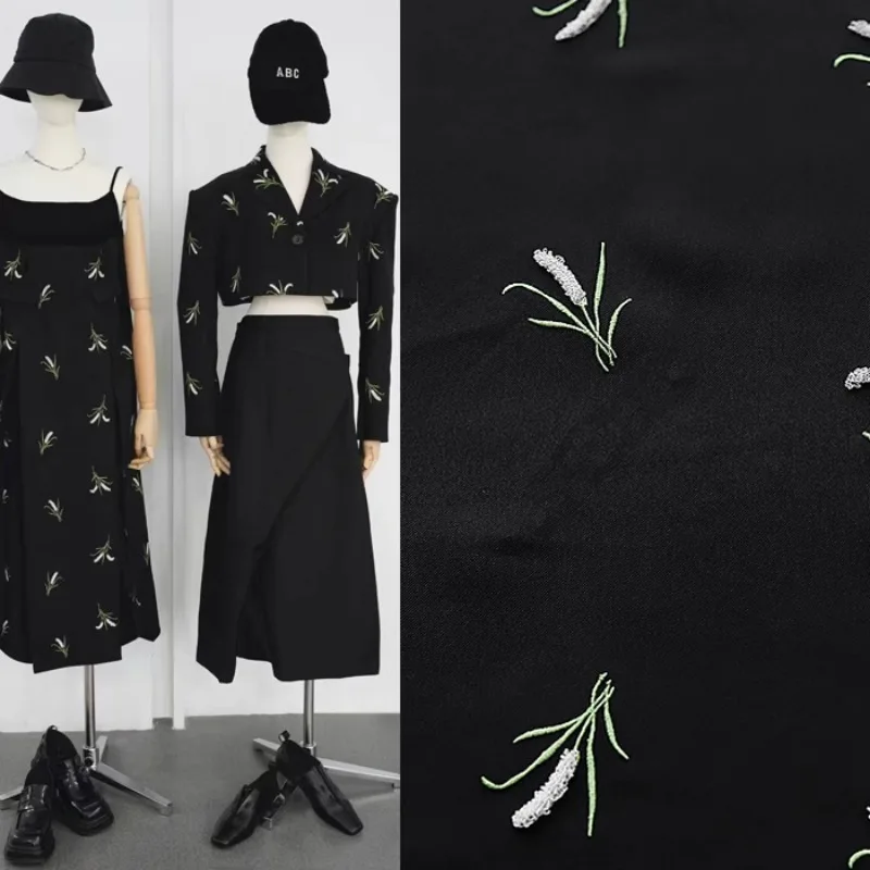 Fluid Retro Embroidered Reed Flower Suit Fabric Drapey Anti-Crease Material for Autumn Tailored Jackets & Women's Skirt
Fluid Retro Embroidered Reed Flower Suit Fabric Drapey Anti-Crease Material for Autumn Tailored Jackets & Women's Skirt
