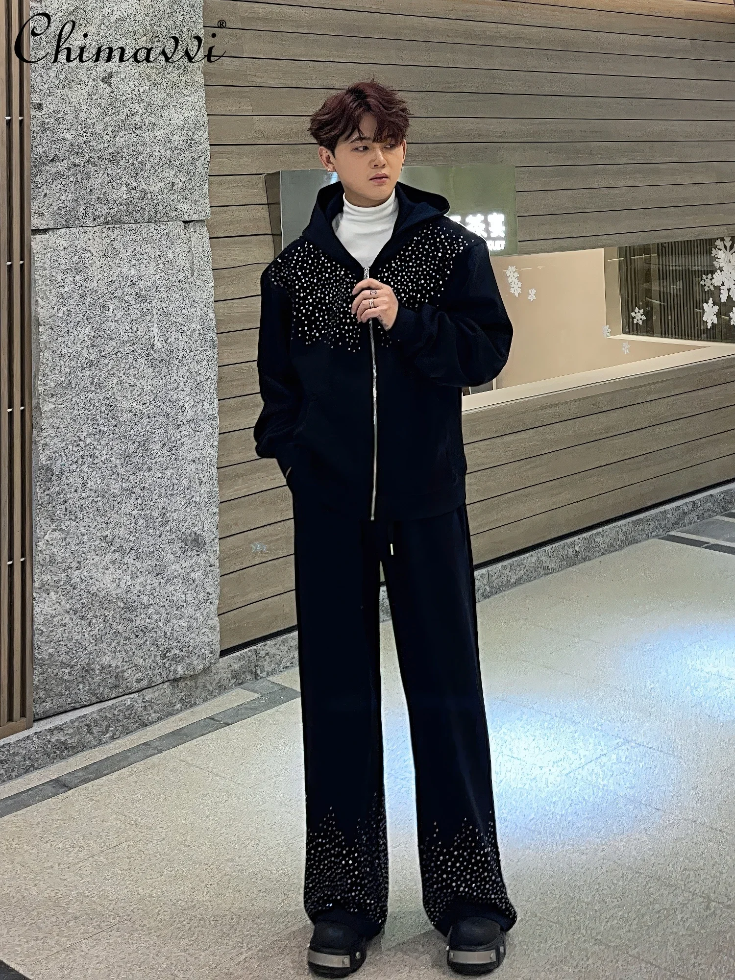 High-end Black Pant Sets Men's Spring New Heavy Hot Diamond Long-sleeved Hooded Sweatshirt Casual Trousers Handsome 2piece Set
High-end Black Pant Sets Men's Spring New Heavy Hot Diamond Long-sleeved Hooded Sweatshirt Casual Trousers Handsome 2piece Set