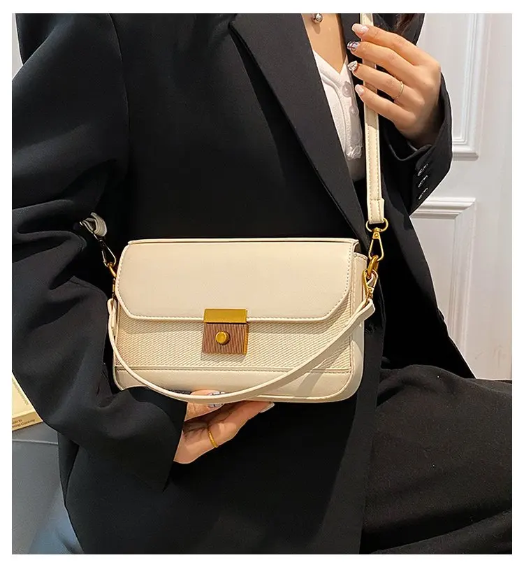 2025 Trendy PU Crossbody Bag Anti-Theft Lightweight Purse Travel Essentials Stylish Handbag Spacious Interior Metallic Hardware
2025 Trendy PU Crossbody Bag Anti-Theft Lightweight Purse Travel Essentials Stylish Handbag Spacious Interior Metallic Hardware